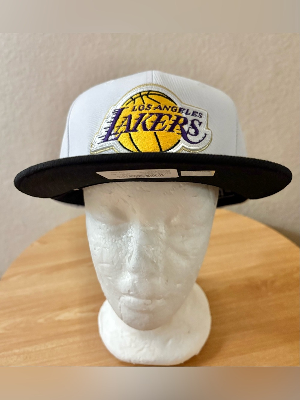Ultra Game Los Angeles LA Lakers White/Purple Snapback Hat NBA O/S Brand New